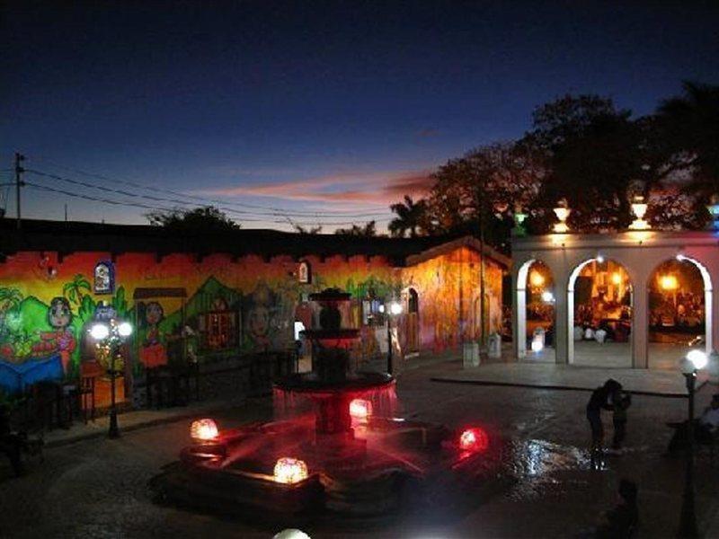 La Casa De Mamapan Hotel Colonial Ahuachapán Buitenkant foto