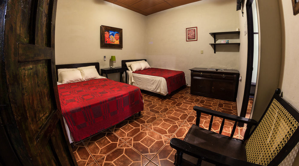 La Casa De Mamapan Hotel Colonial Ahuachapán Buitenkant foto