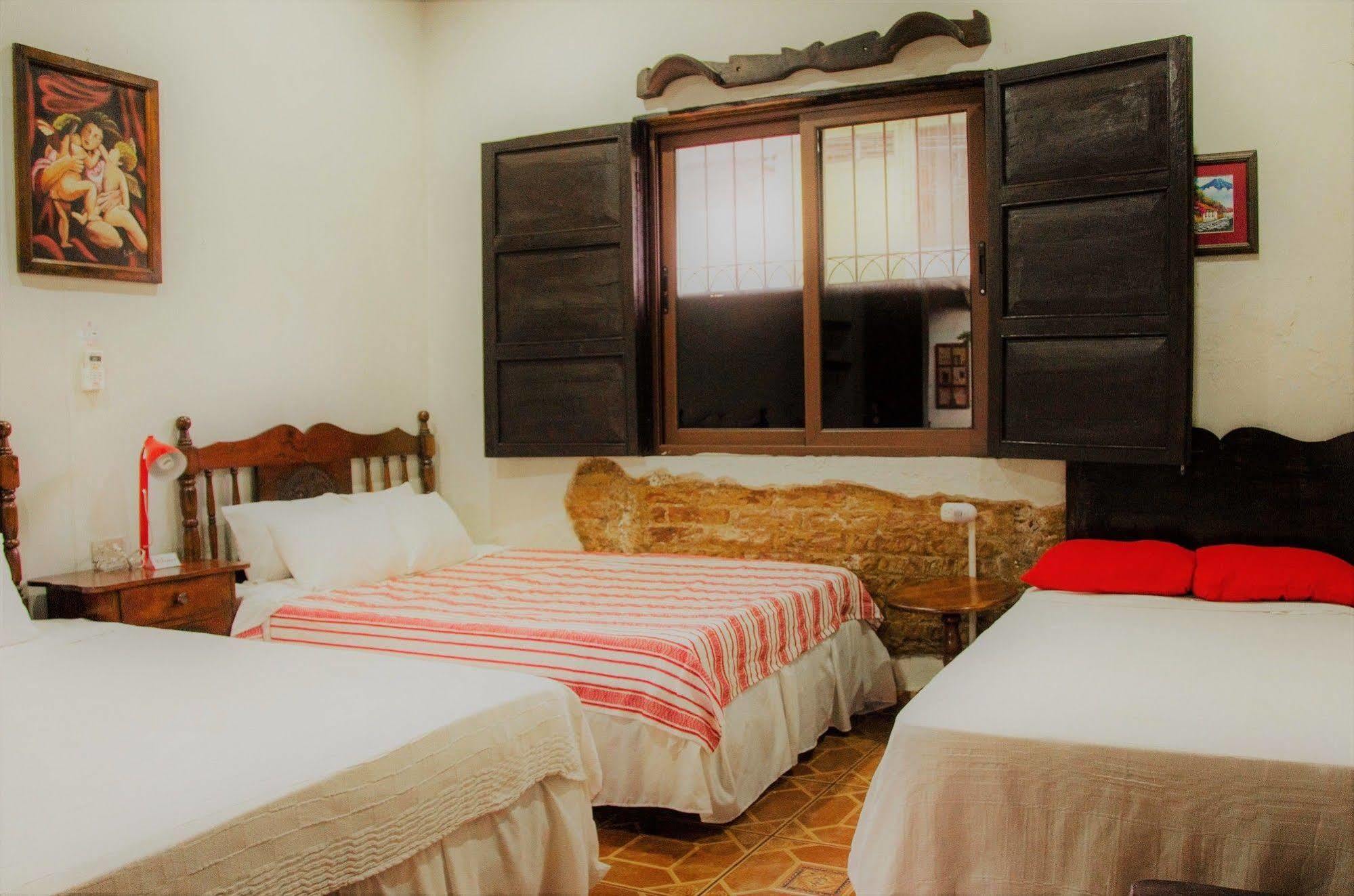 La Casa De Mamapan Hotel Colonial Ahuachapán Buitenkant foto