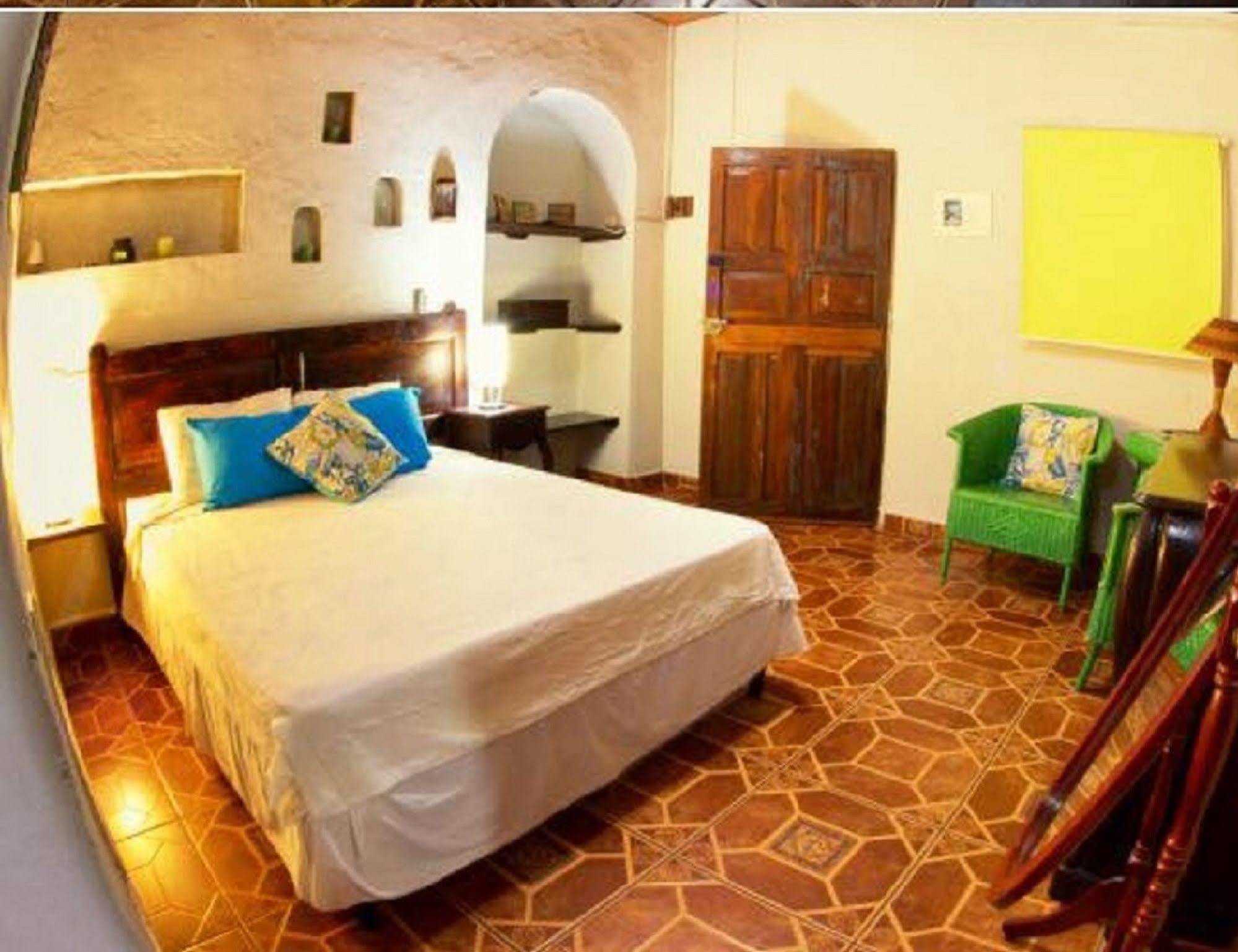 La Casa De Mamapan Hotel Colonial Ahuachapán Buitenkant foto